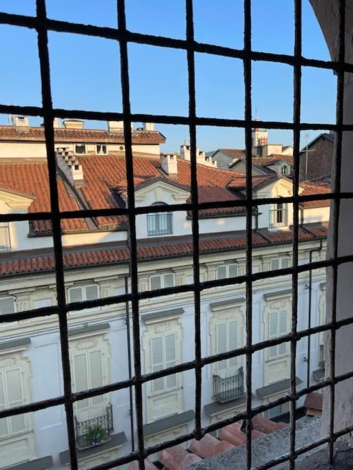 Piccola Mansardina Nel Cuore Di Torino Exteriör bild